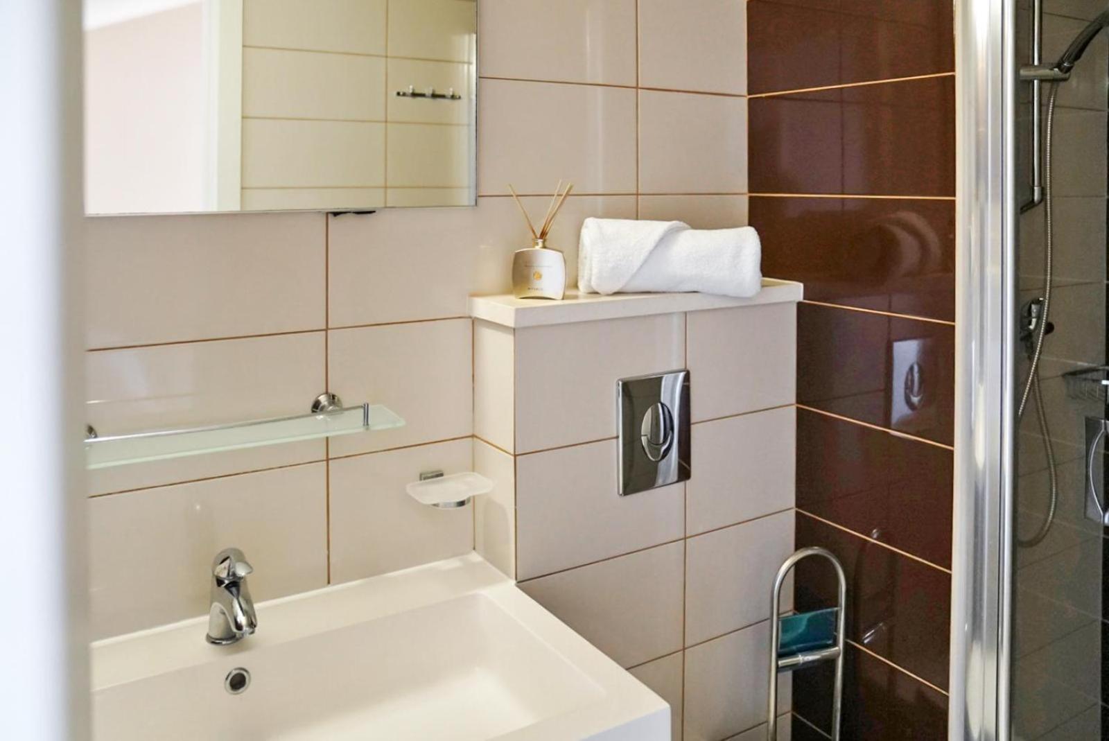 Kristal Paris Resort Novalja Ngoại thất bức ảnh