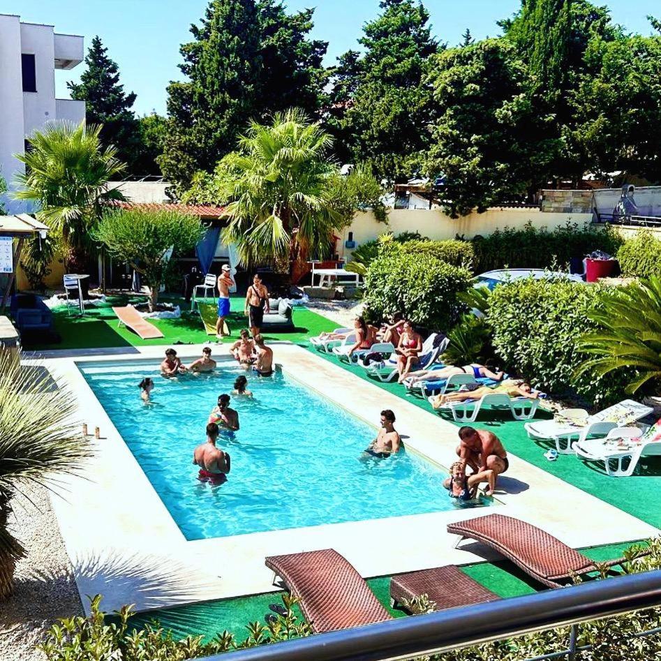 Kristal Paris Resort Novalja Ngoại thất bức ảnh