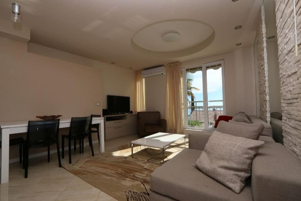Kristal Paris Resort Novalja Ngoại thất bức ảnh