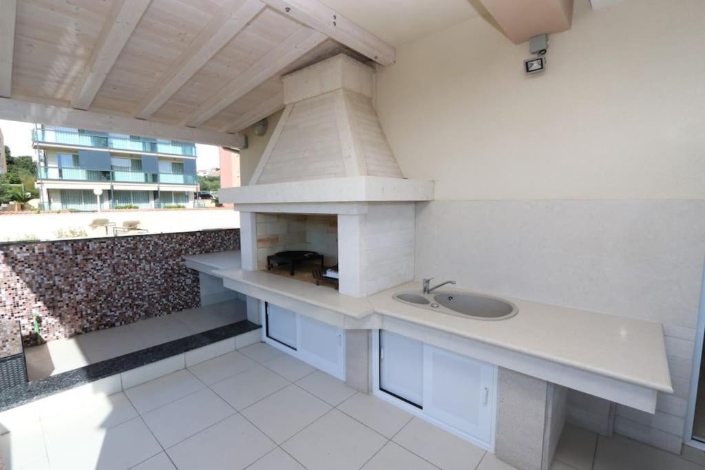 Kristal Paris Resort Novalja Ngoại thất bức ảnh