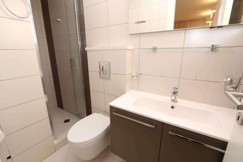 Kristal Paris Resort Novalja Ngoại thất bức ảnh